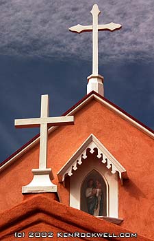 San Felipe de Neri Church, Albuquerque, New Mexico &copy; 2002 KenRockwell.com