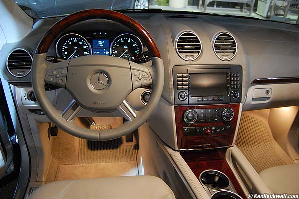 Mercedes C230 Interior