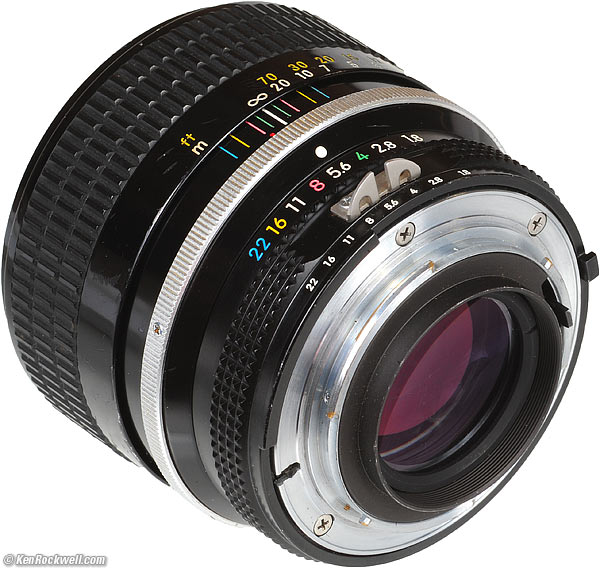 Nikon 85mm f/1.8