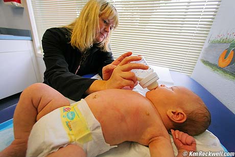 Woman Gives Birth to 300 lb. Baby! (No Photoshop!) Rumor has it that AP, 