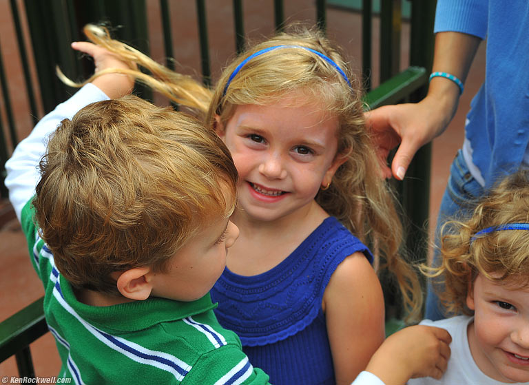 Ryan gives Carolyn and sister Kate a hug