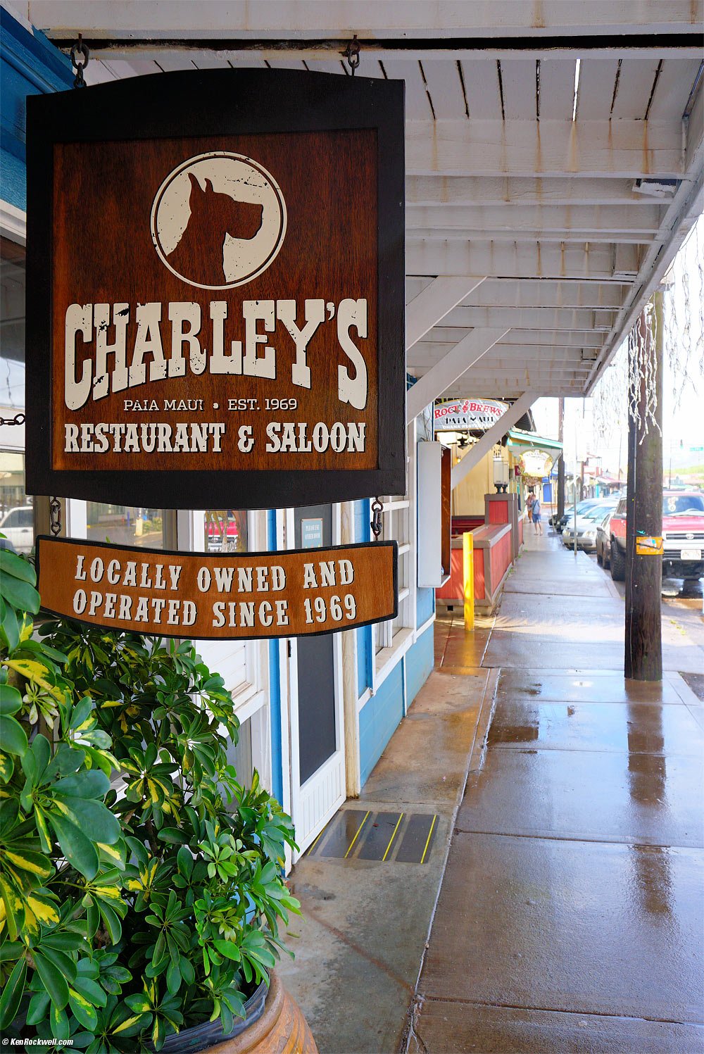 Charley's Restaurant and Saloon, Paia, Maui