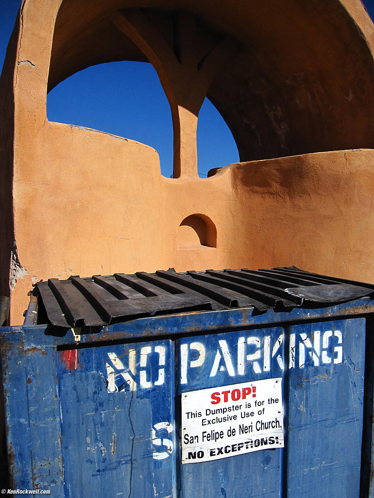San Francisico de Neri Church dumpster