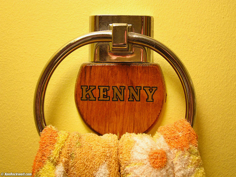 Kenny's towel hanger
