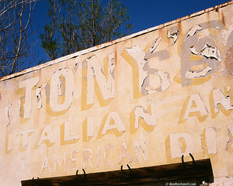 Tony's Italian