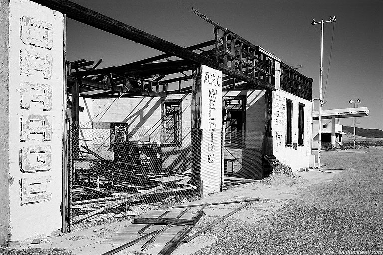 GARAGE, ROUTE 66