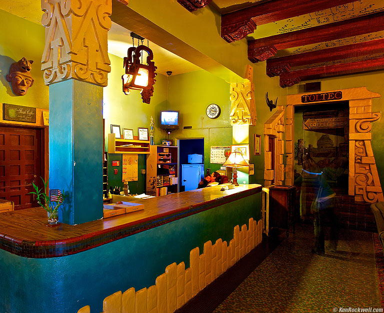 Aztec Motel