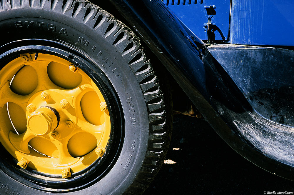 Yellow and Blue Truck, Bodie