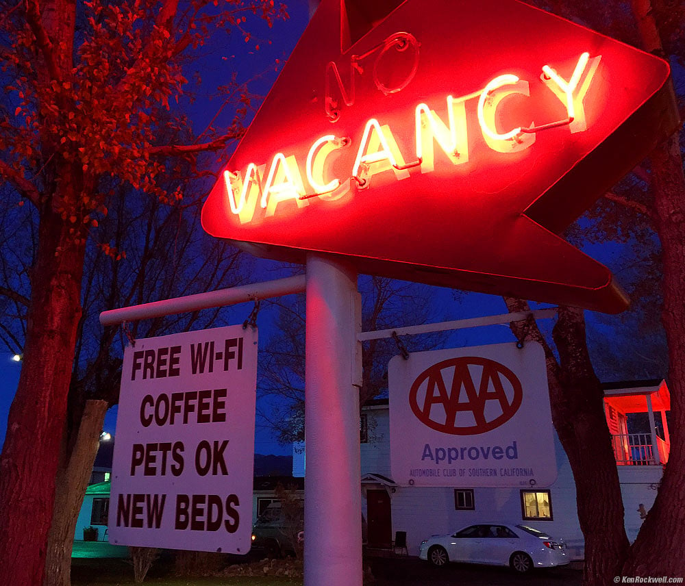 Vacancy, Bridgeport, California