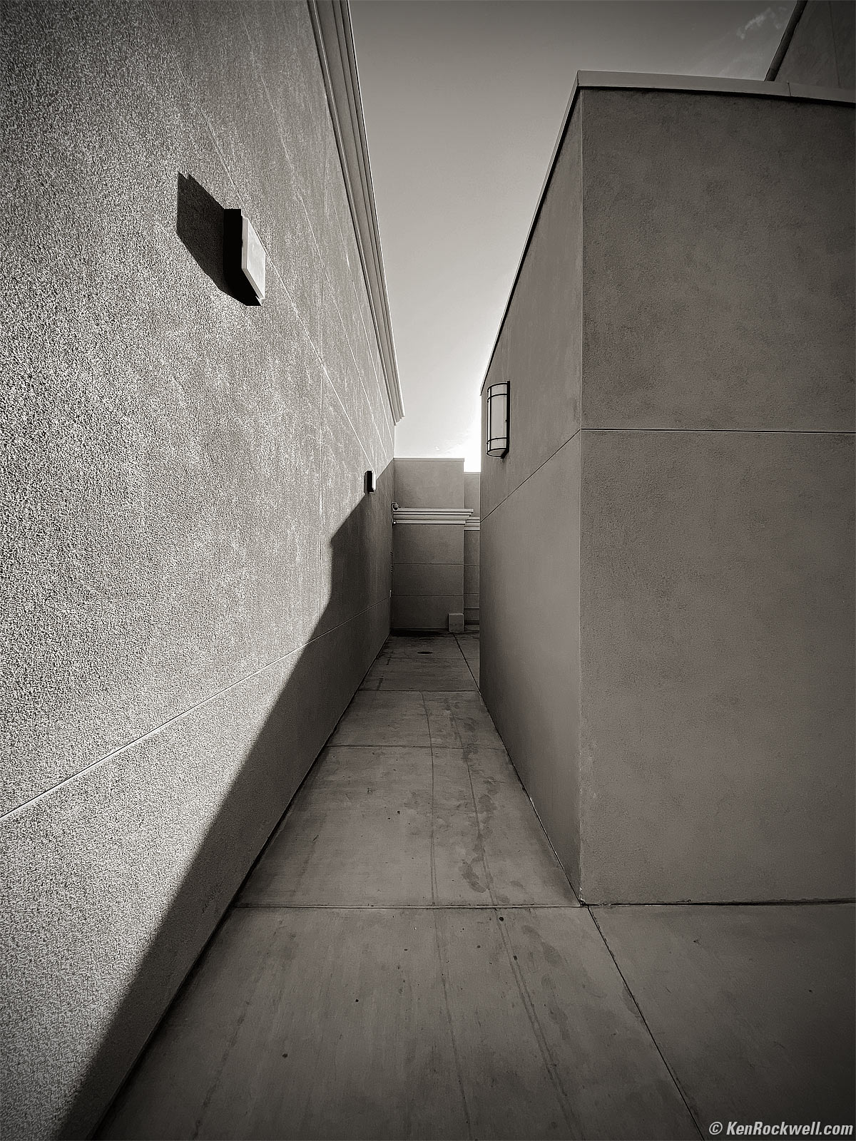 Walls of Nothing