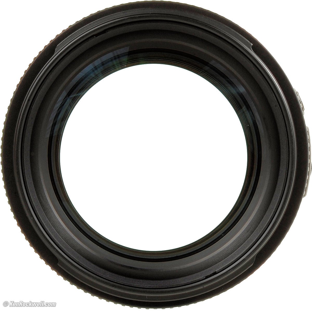 Canon 85mm f/1.4 Review Canon 85mm f/1.4 Review