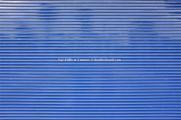Blue Wall by Kid driving class, ?22 April 2013