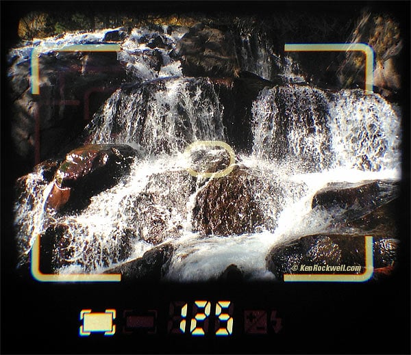 Nikon 35Ti viewfinder view