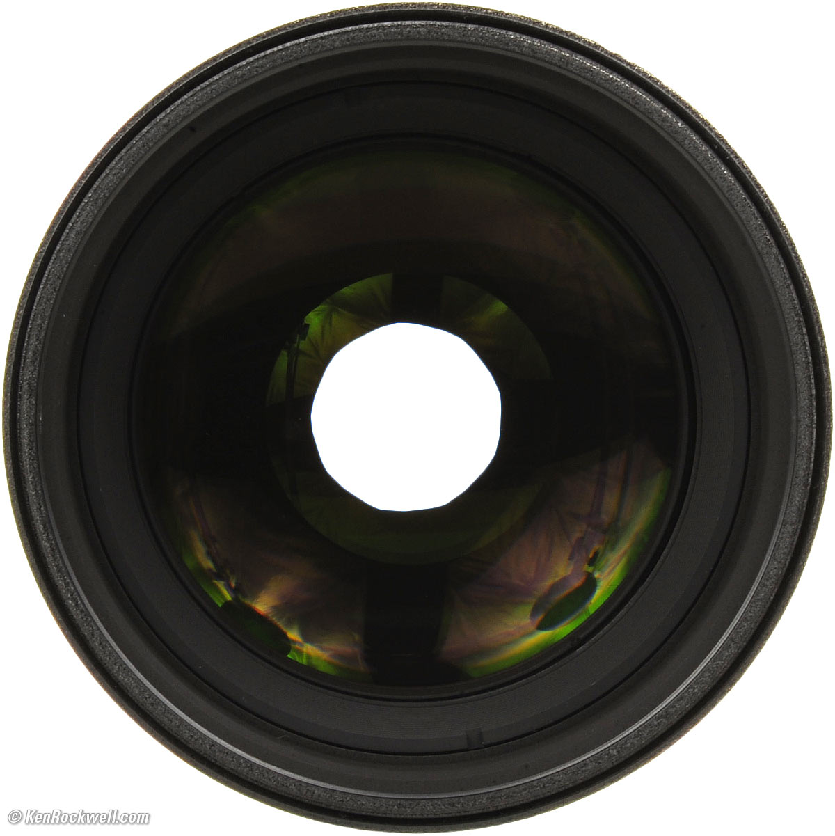 Nikon 105mm f/2 DC Review Nikon 105mm f/2 DC Review