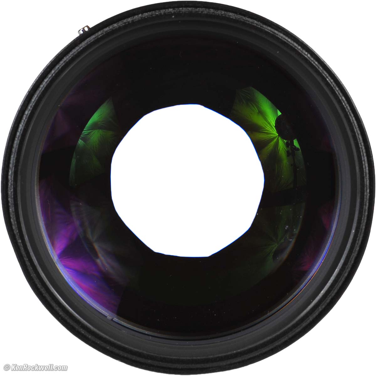 Nikon 135mm f/2 DC Review by Ken Rockwell Nikon 135mm f/2 DC Review by Ken Rockwell