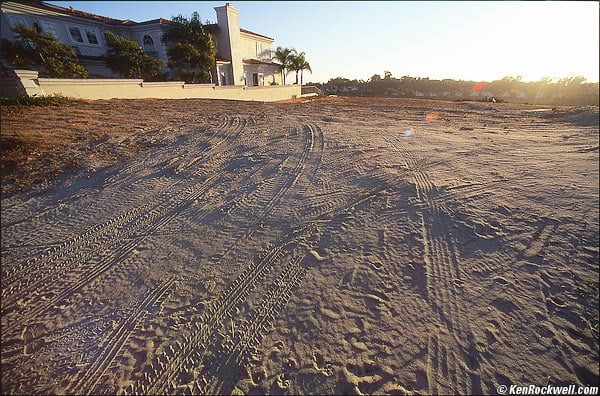 Nikon 14mm f/2.8 AF-D Review & Sample Images by Ken Rockwell