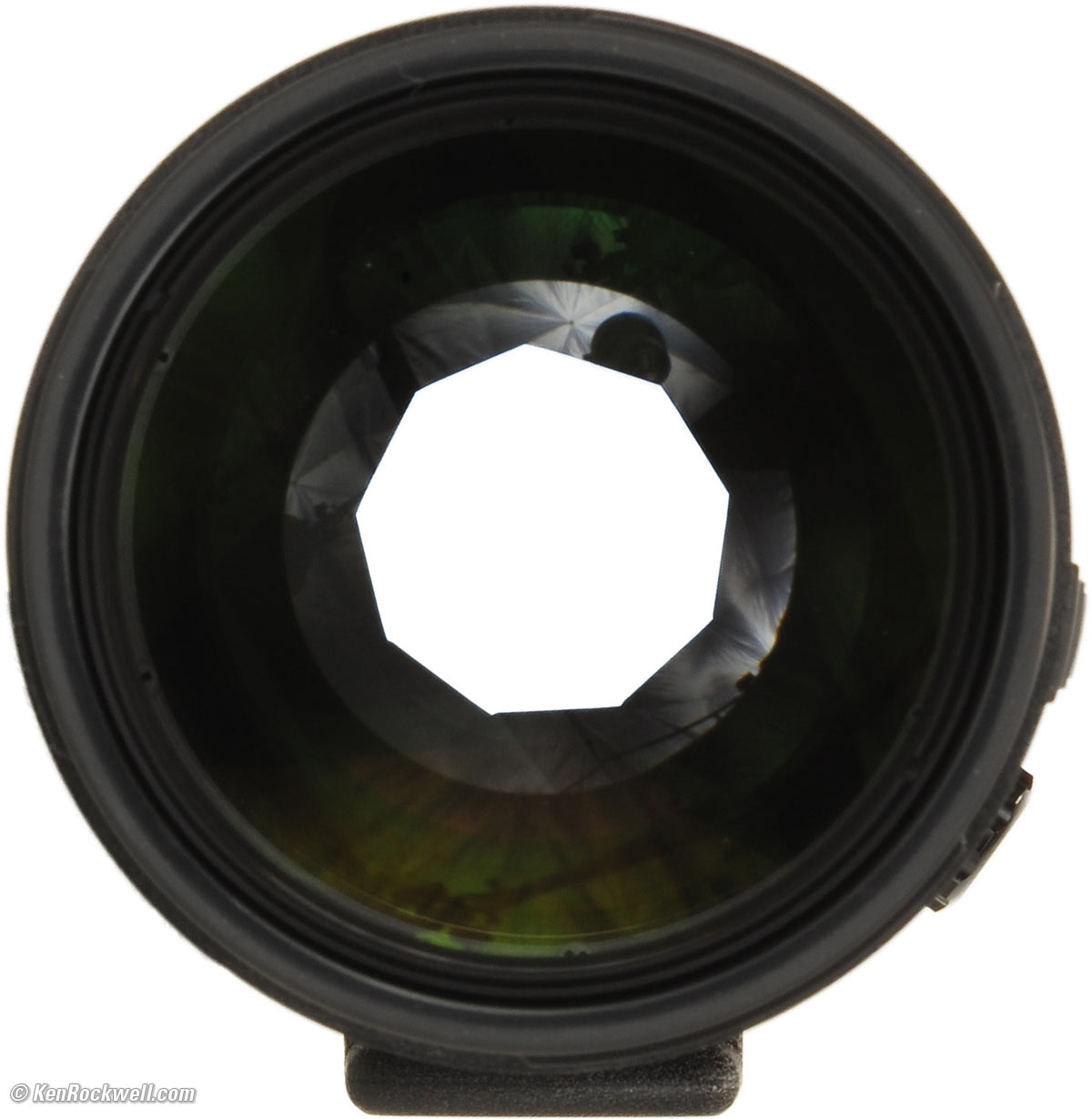 Nikon 80-200mm f/2.8 AF-D Review