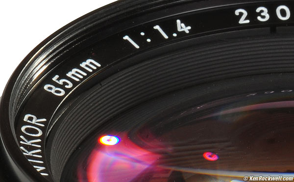 カメラ レンズ(単焦点) Nikon 85mm f/1.4 AI-s Review