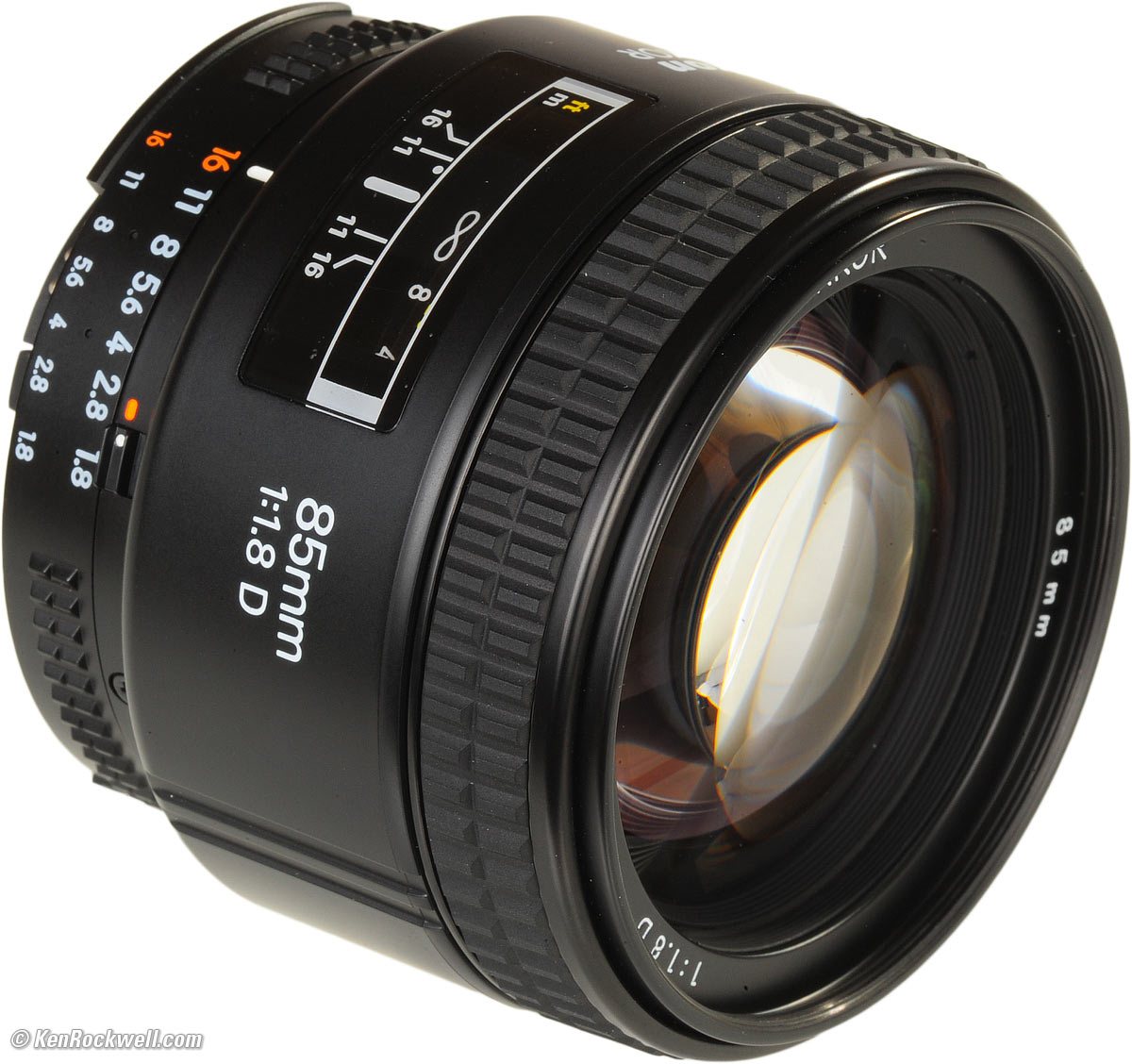 カメラ レンズ(単焦点) Nikon 85mm f/1.8 AF-D Review