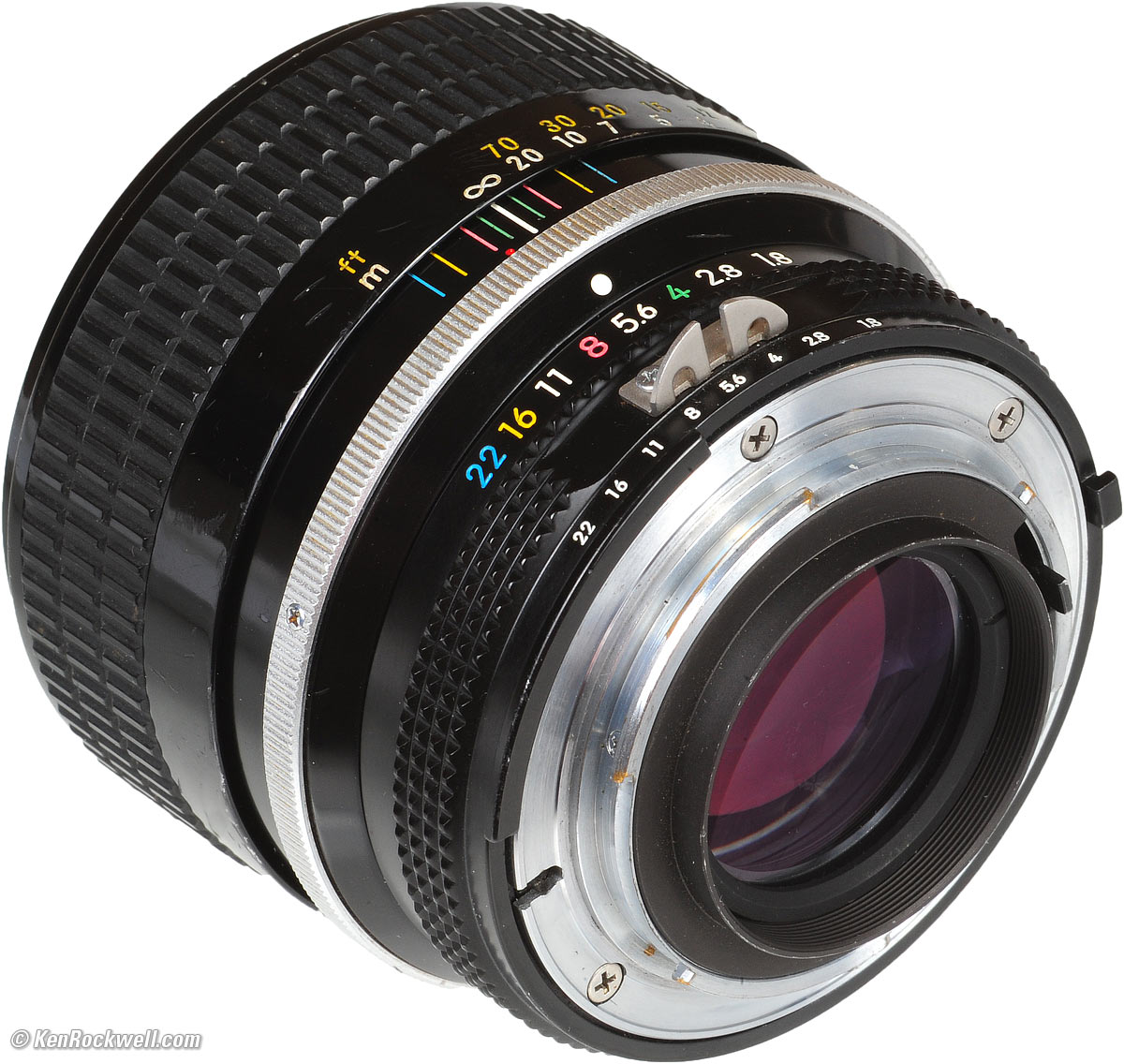 Nikon 85mm f/1.8 (manual-focus) Review