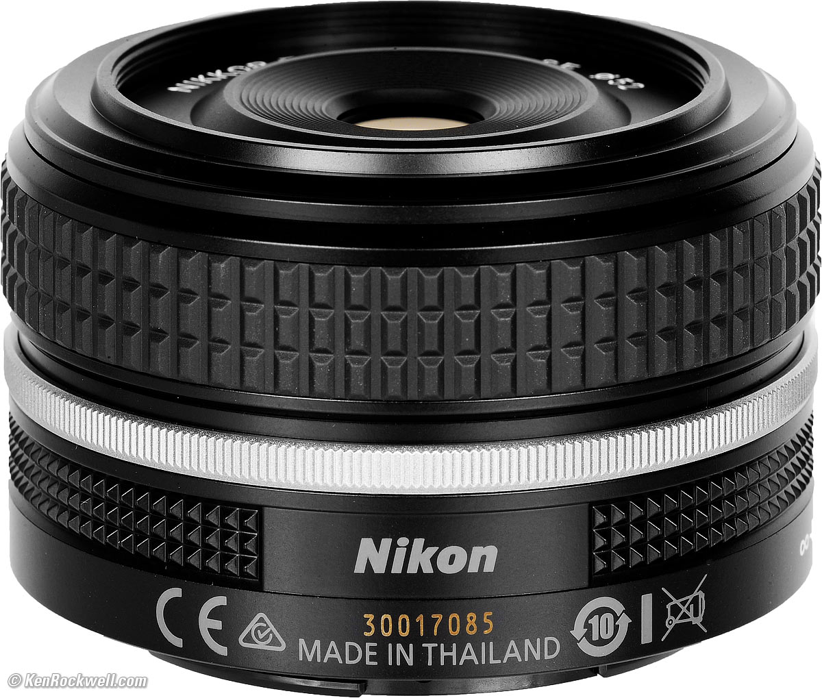 Nikon Z 28mm f/2.8 SE Special Edition Review & Sample Images by 