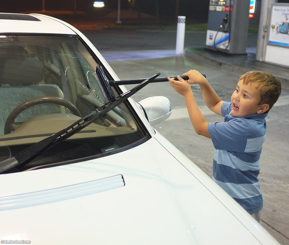 Ryan washes the Mee's windows