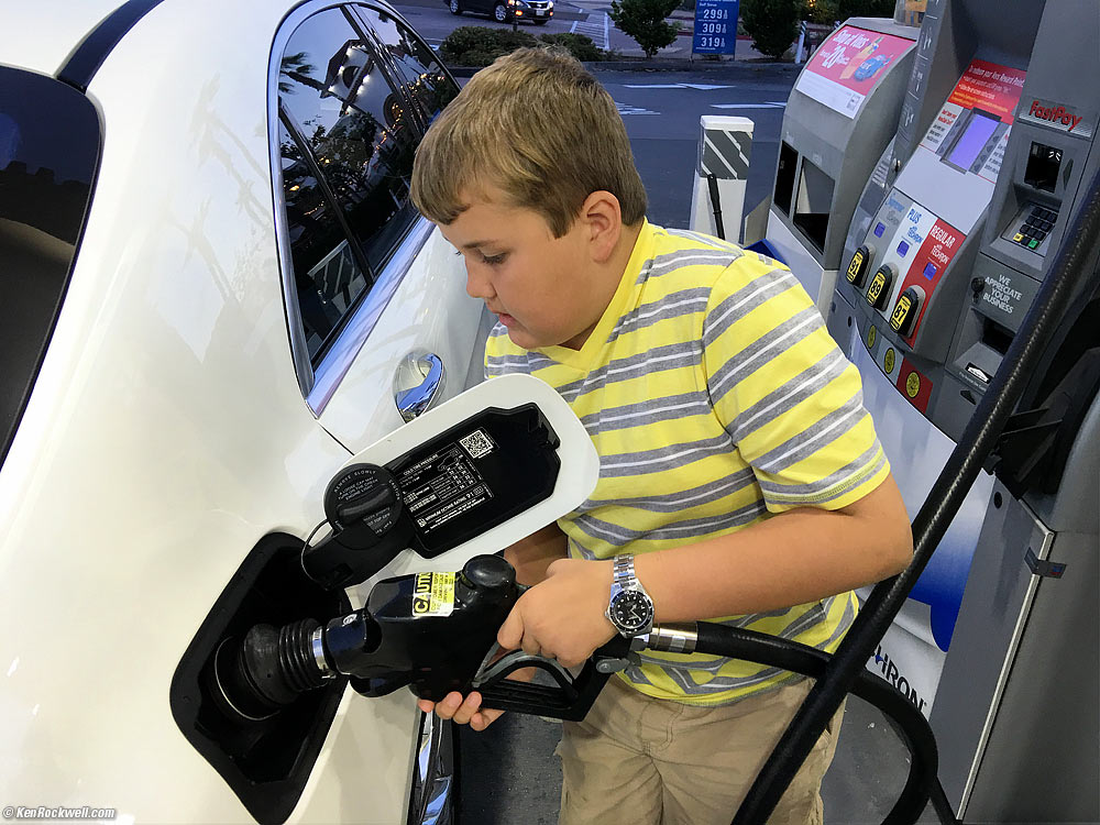 Ryan fuels the S550