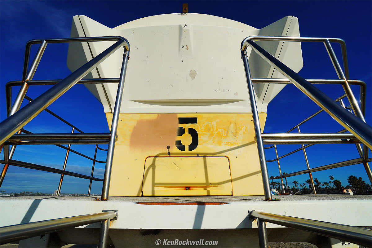 Sony 10-18mm sample image of Lifeguard Tower 5