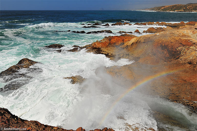 Spraybow, Monta&ntilde;a de Oro, California, 3:45 PM.