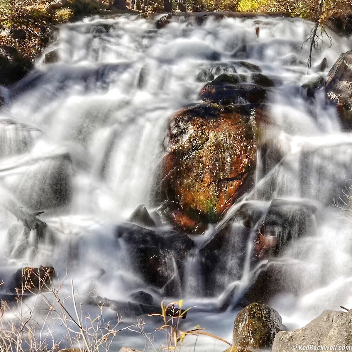 How to Smooth Motion with Long Exposures on iPhone by Ken Rockwell